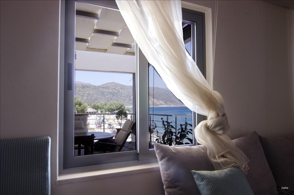 Gonis Suites Палеохора Экстерьер фото