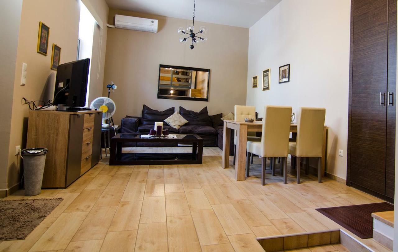 Gonis Suites Палеохора Экстерьер фото